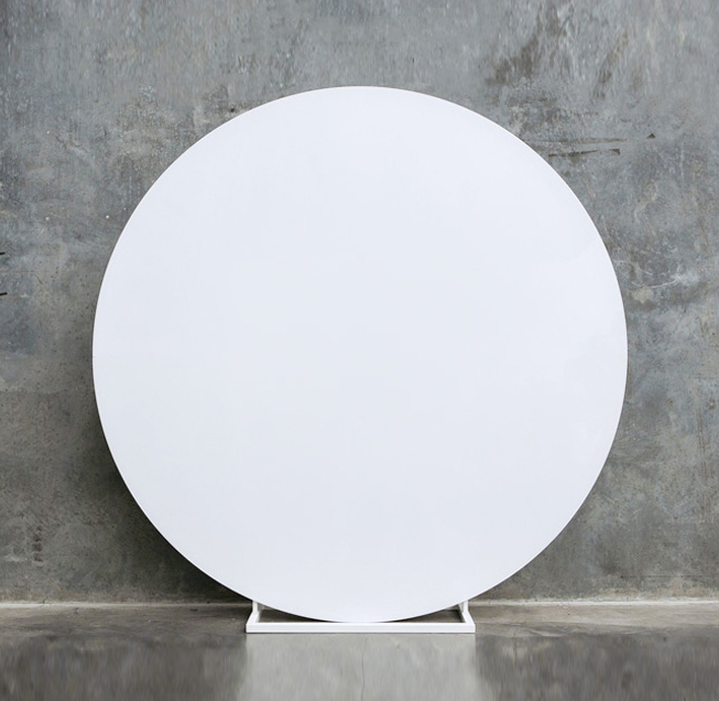 white backdrop frame